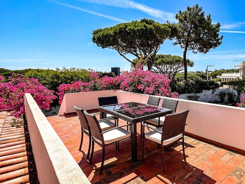 Traditional 3 Bedroom Villa With Great Pool In The Heart Of Vale Do Lobo Zewnętrze zdjęcie